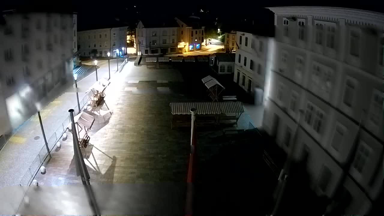 Idrija – Mestni trg (casa natale del pittore Jurij Tavčar)