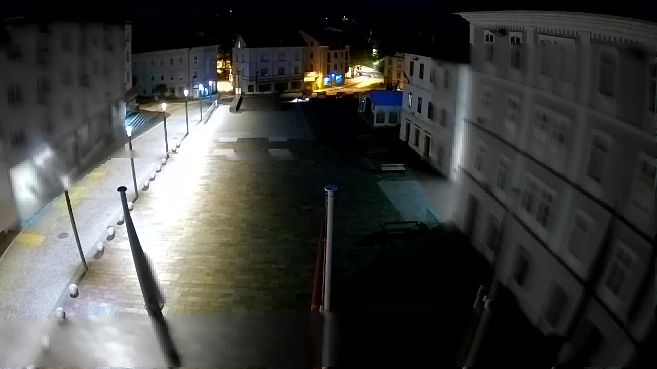 Idrija – Mestni trg (casa natale del pittore Jurij Tavčar)
