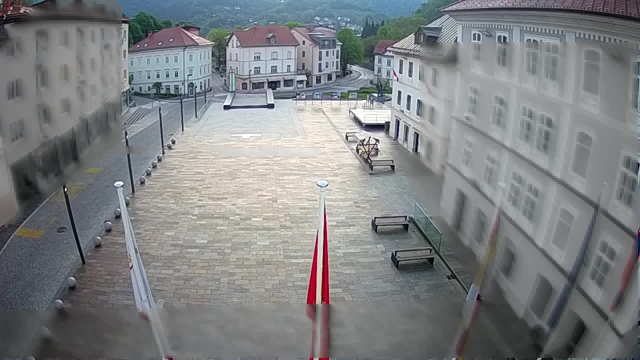 Idrija – Mestni trg (Haus des Malers Jurij Tavčar)