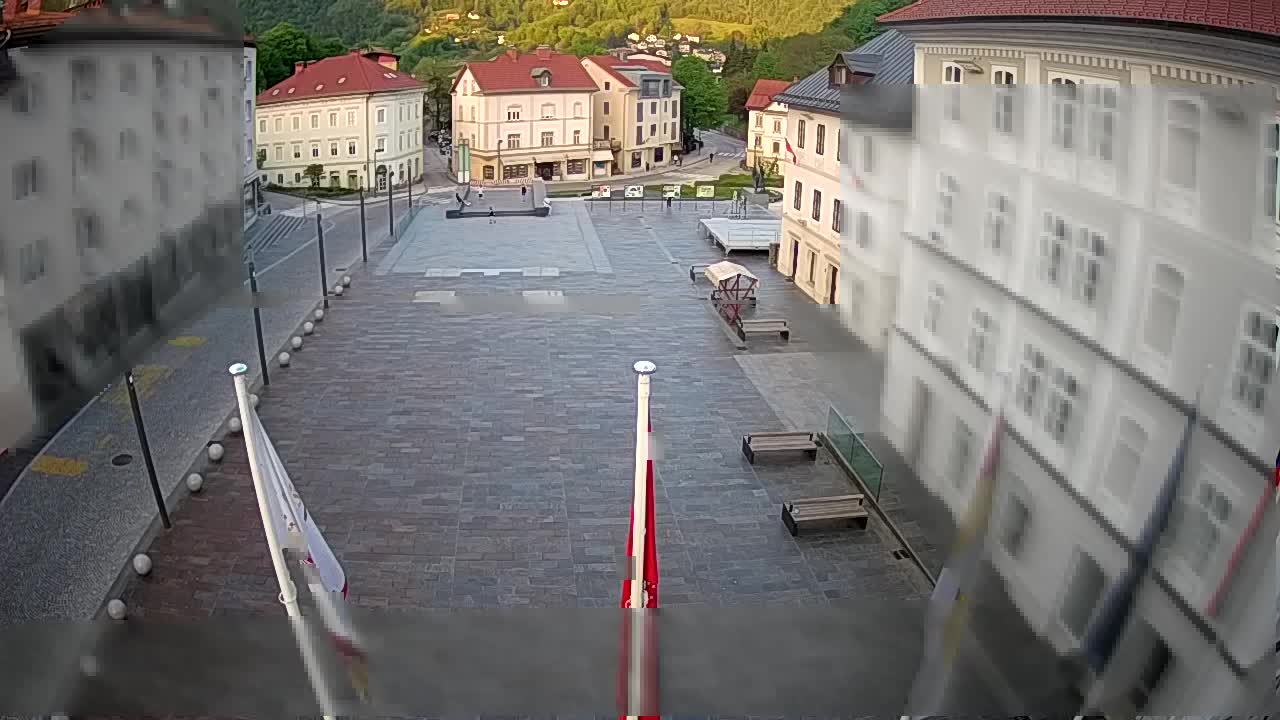 Idrija – Mestni trg (hiša slikarja Jurija Tavčarja – idrijskega)