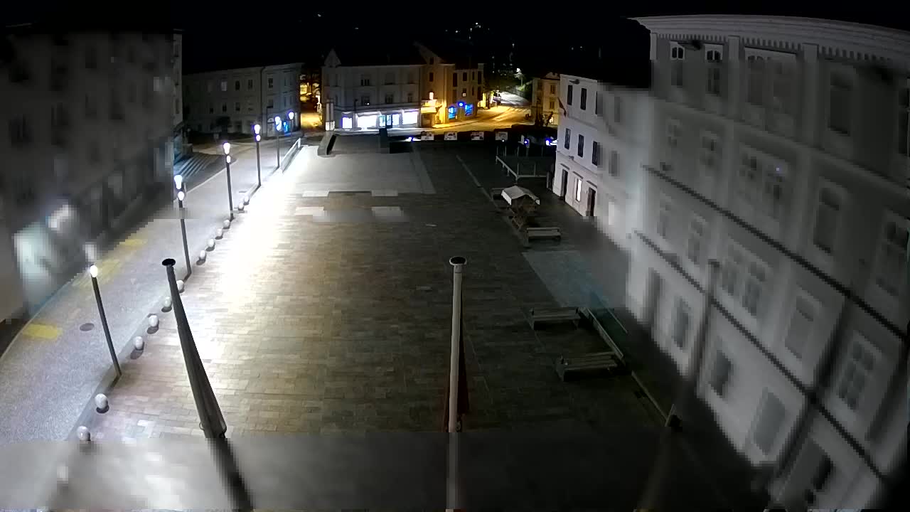 Idrija – Mestni trg (kuća slikara Jurija Tavčara)