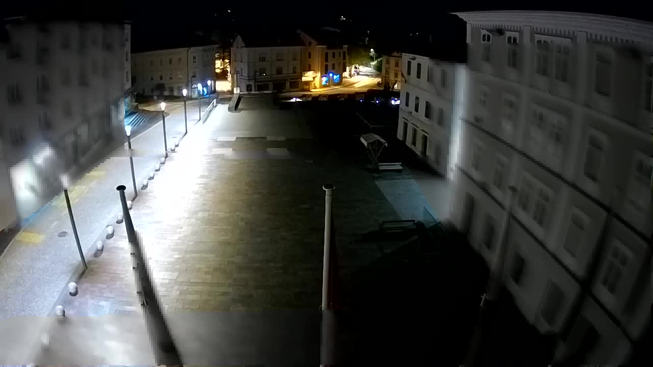 Idrija – Mestni trg (casa natale del pittore Jurij Tavčar)