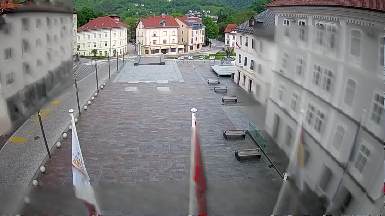 Idrija – Mestni trg (casa natale del pittore Jurij Tavčar)