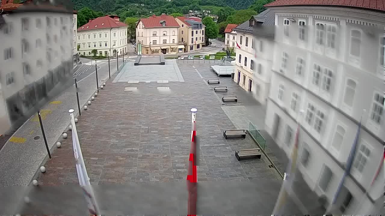 Idrija – Mestni trg (casa natale del pittore Jurij Tavčar)