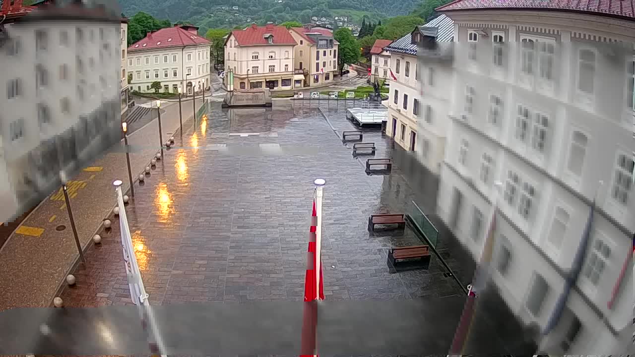 Idrija – Mestni trg (Haus des Malers Jurij Tavčar)