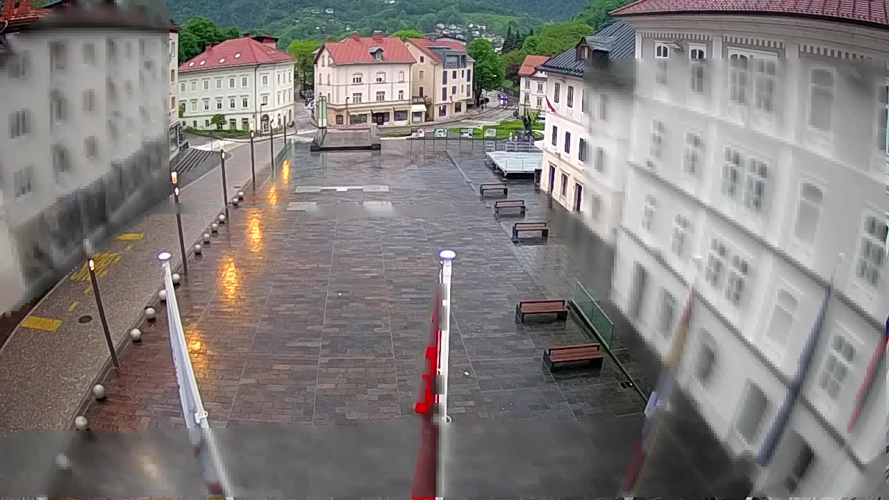 Idrija – Mestni trg (Haus des Malers Jurij Tavčar)