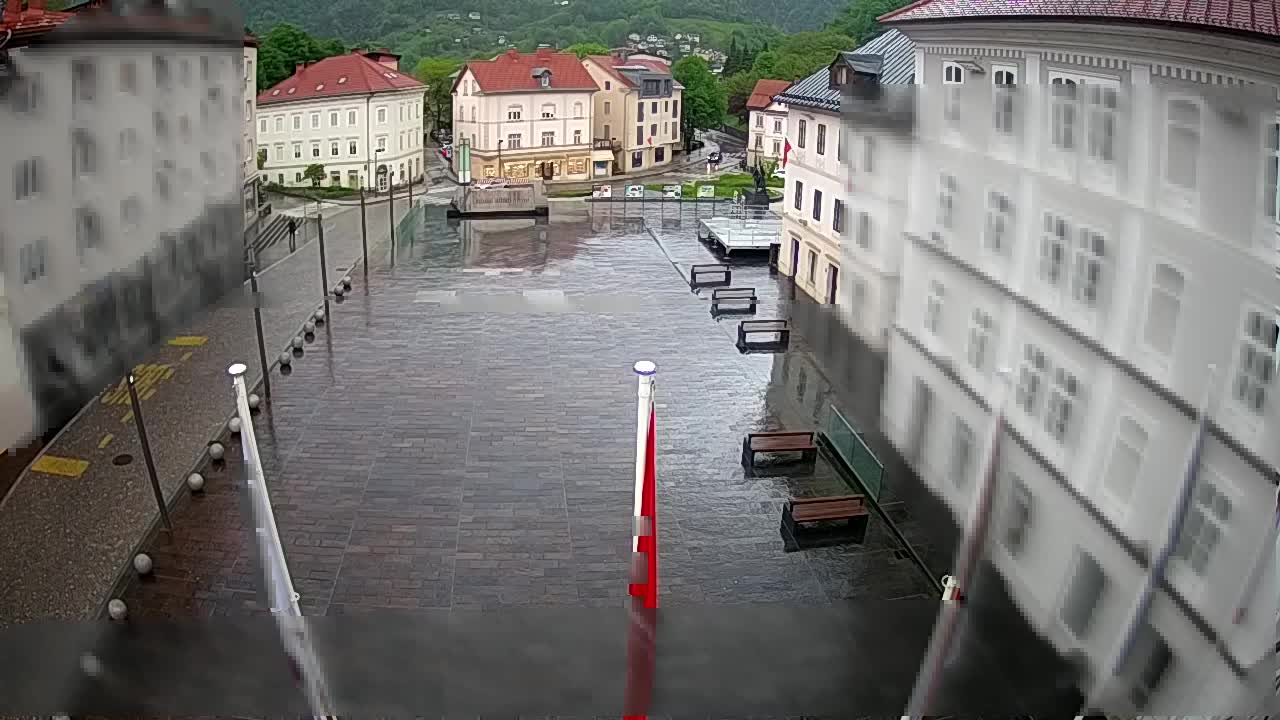 Idrija – Mestni trg (casa natale del pittore Jurij Tavčar)