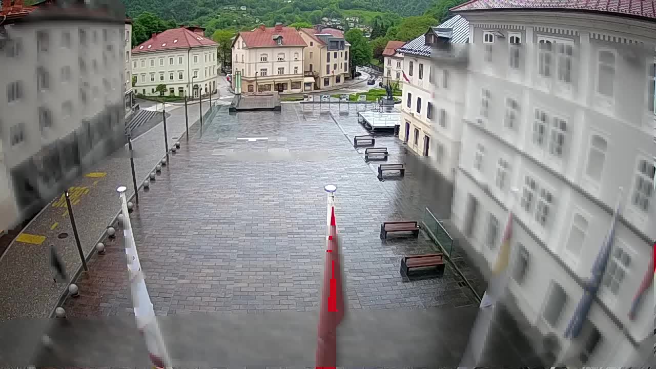 Idrija – Mestni trg (casa natale del pittore Jurij Tavčar)