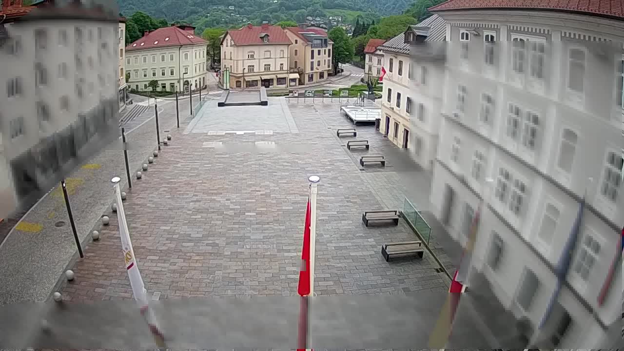 Idrija – Mestni trg (Haus des Malers Jurij Tavčar)