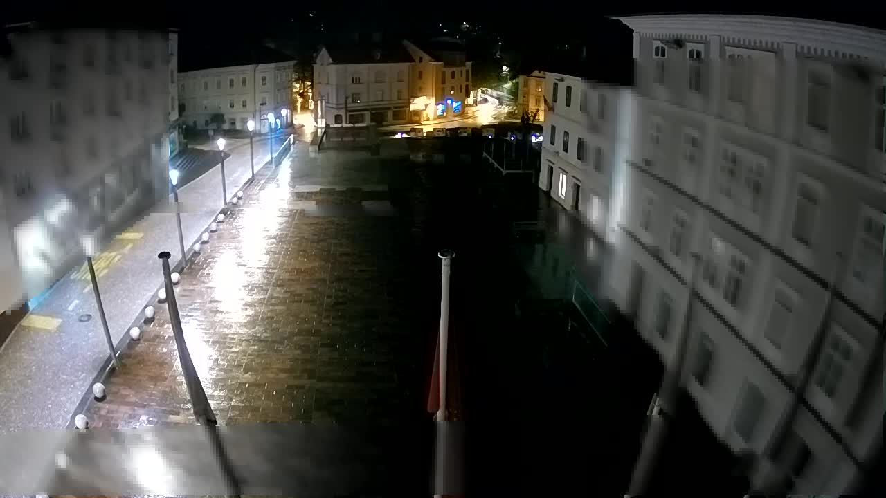Idrija – Mestni trg (Haus des Malers Jurij Tavčar)