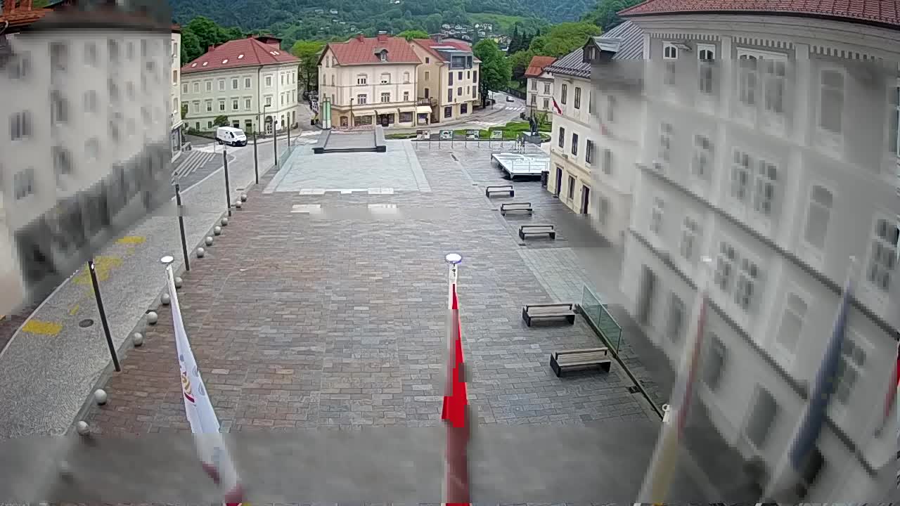 Idrija – Mestni trg (kuća slikara Jurija Tavčara)