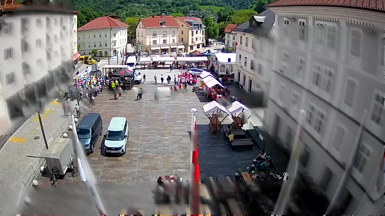 Idrija – Mestni trg (casa natale del pittore Jurij Tavčar)