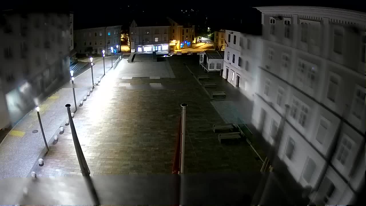 Idrija – Mestni trg (casa natale del pittore Jurij Tavčar)