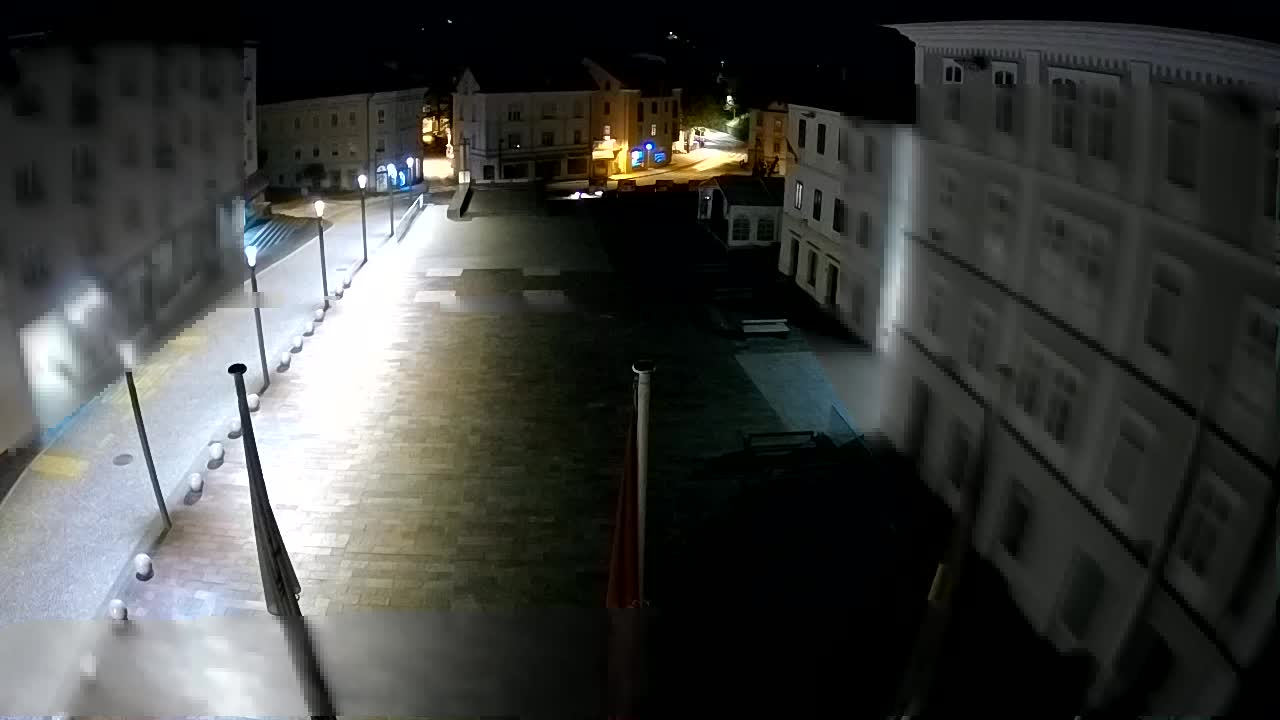 Idrija – Mestni trg (casa natale del pittore Jurij Tavčar)