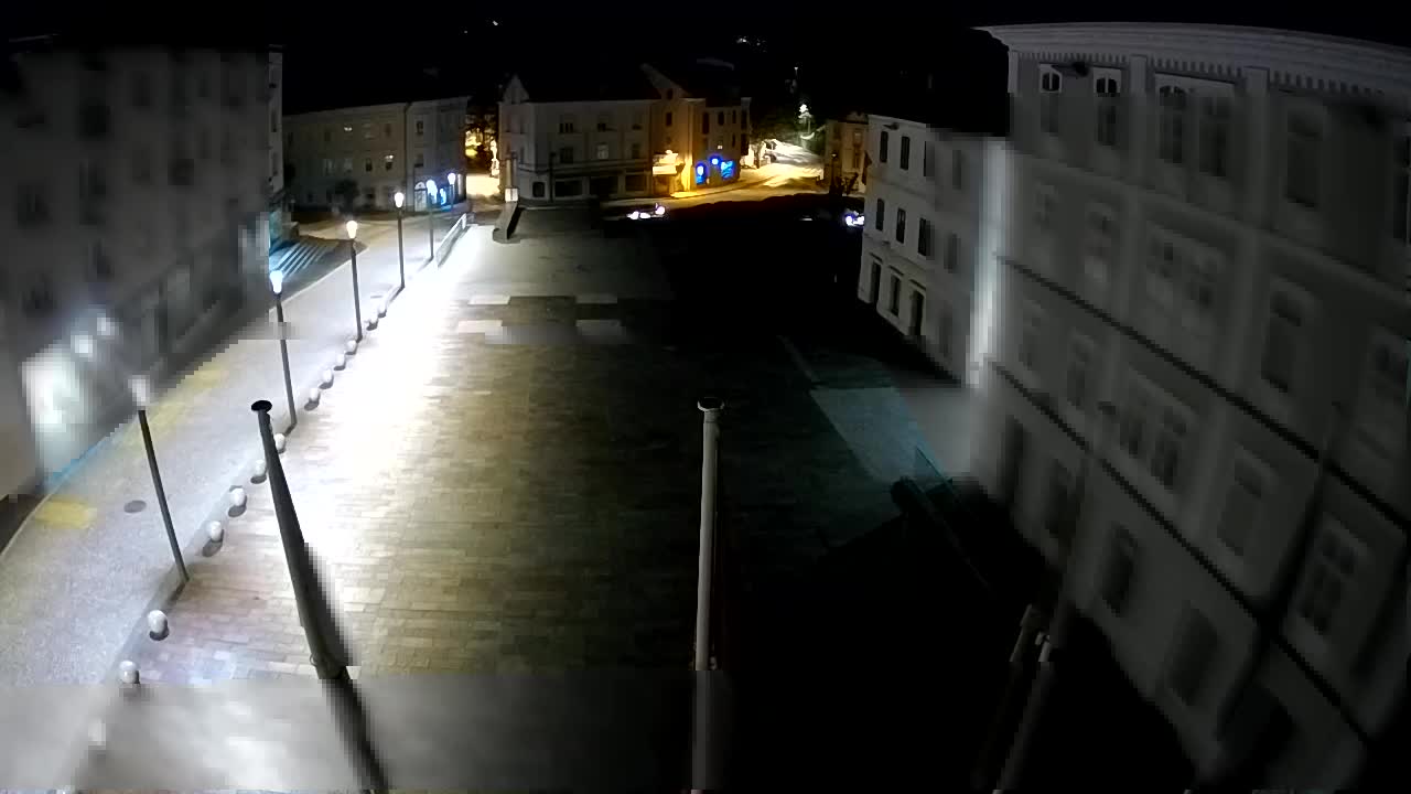 Idrija – Mestni trg (casa natale del pittore Jurij Tavčar)