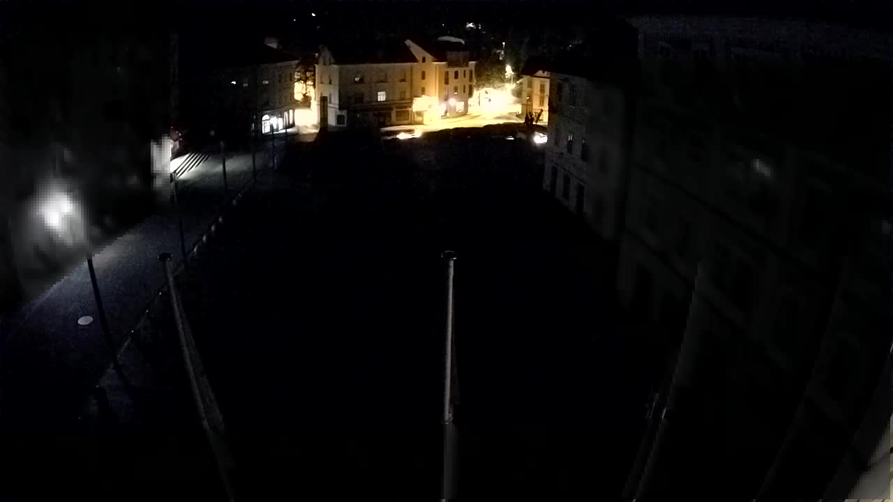 Idrija – Mestni trg (casa natale del pittore Jurij Tavčar)