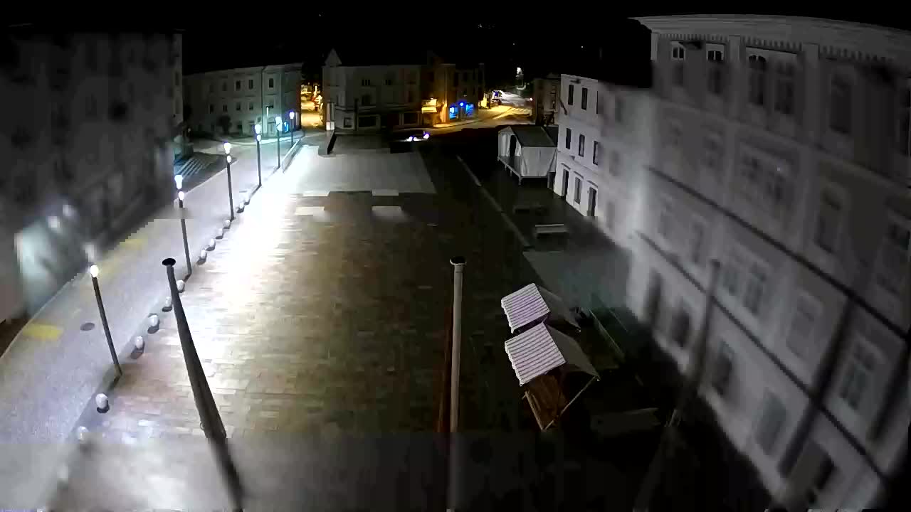 Idrija – Mestni trg (hiša slikarja Jurija Tavčarja – idrijskega)