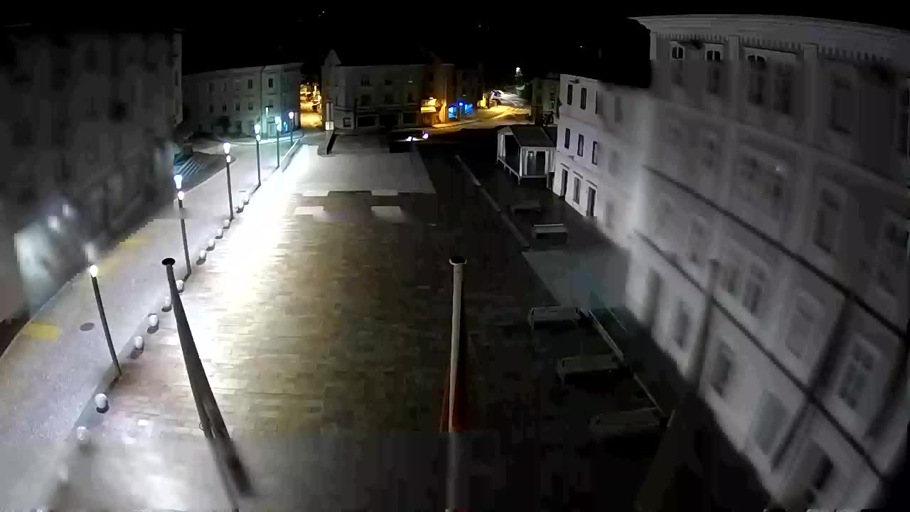 Idrija – Mestni trg (casa natale del pittore Jurij Tavčar)