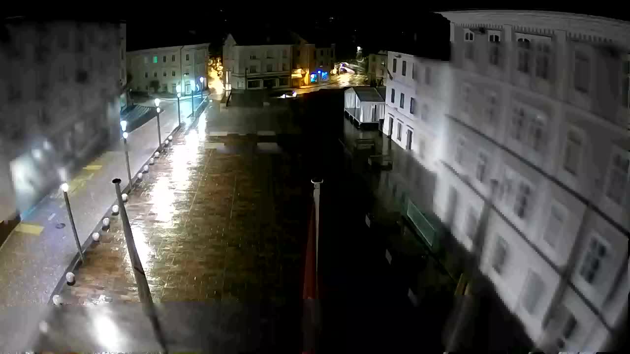 Idrija – Mestni trg (casa natale del pittore Jurij Tavčar)