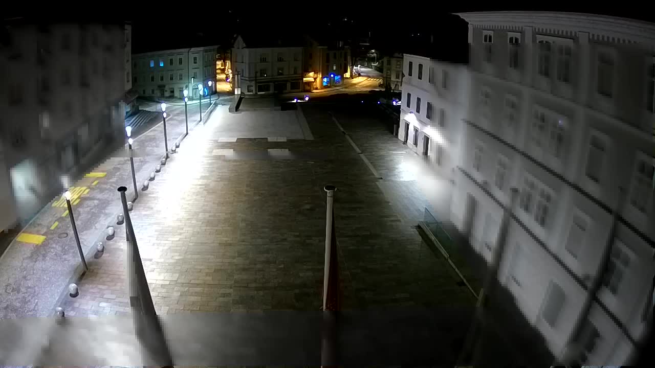 Idrija – Mestni trg (Haus des Malers Jurij Tavčar)