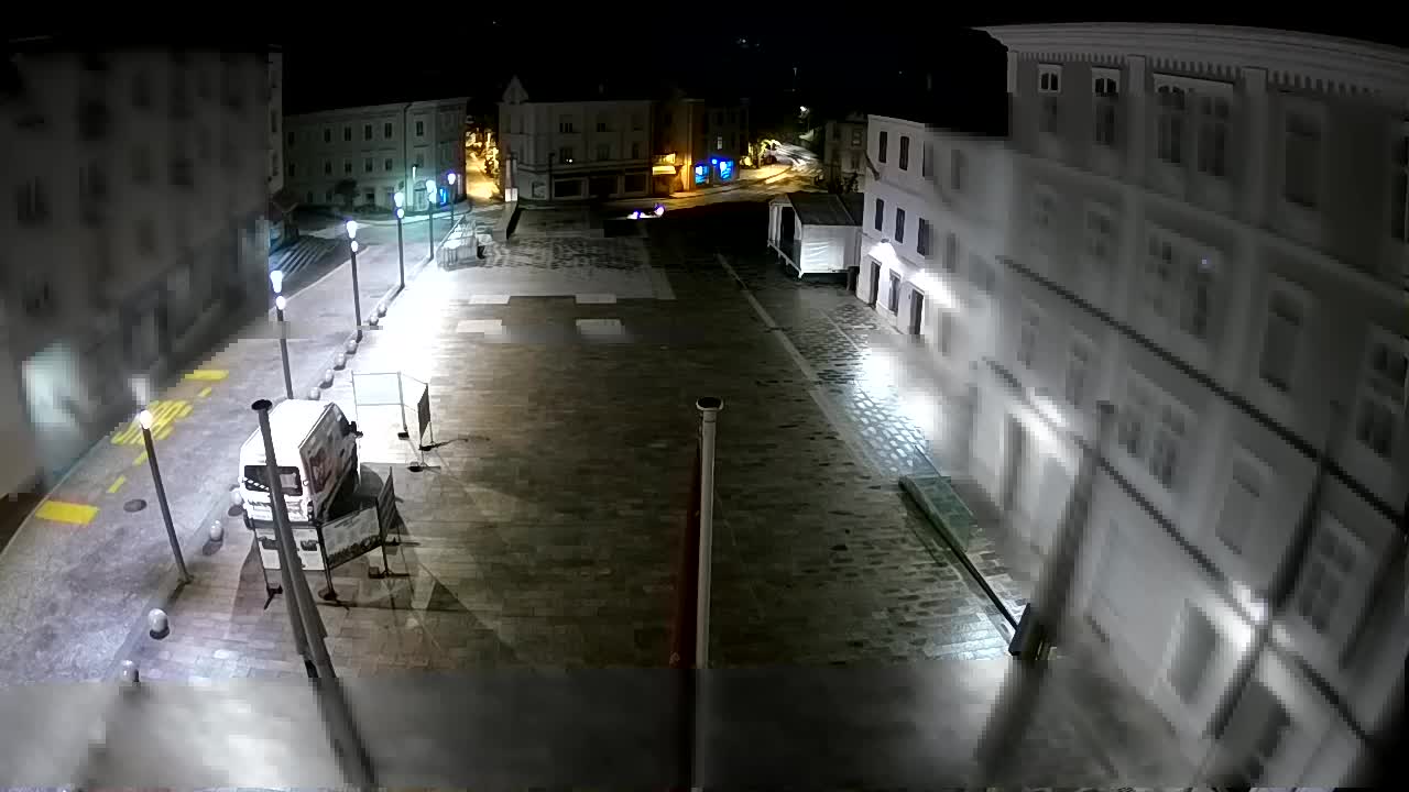 Idrija – Mestni trg (hiša slikarja Jurija Tavčarja – idrijskega)