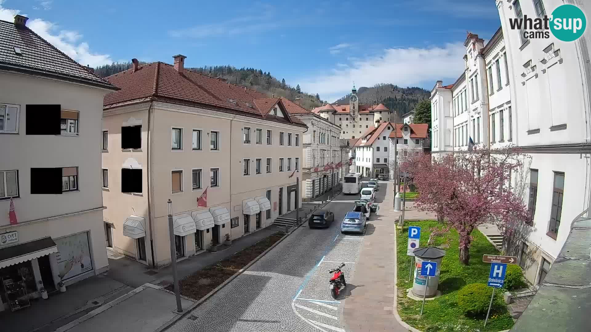 Spletna kamera Idrija – Pogled z občinske stavbe