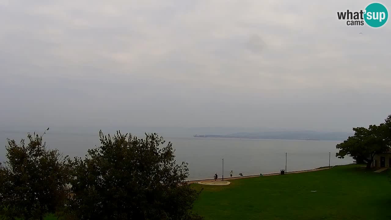 Isola – vista dal ristorante “Svetilnik – al Faro”