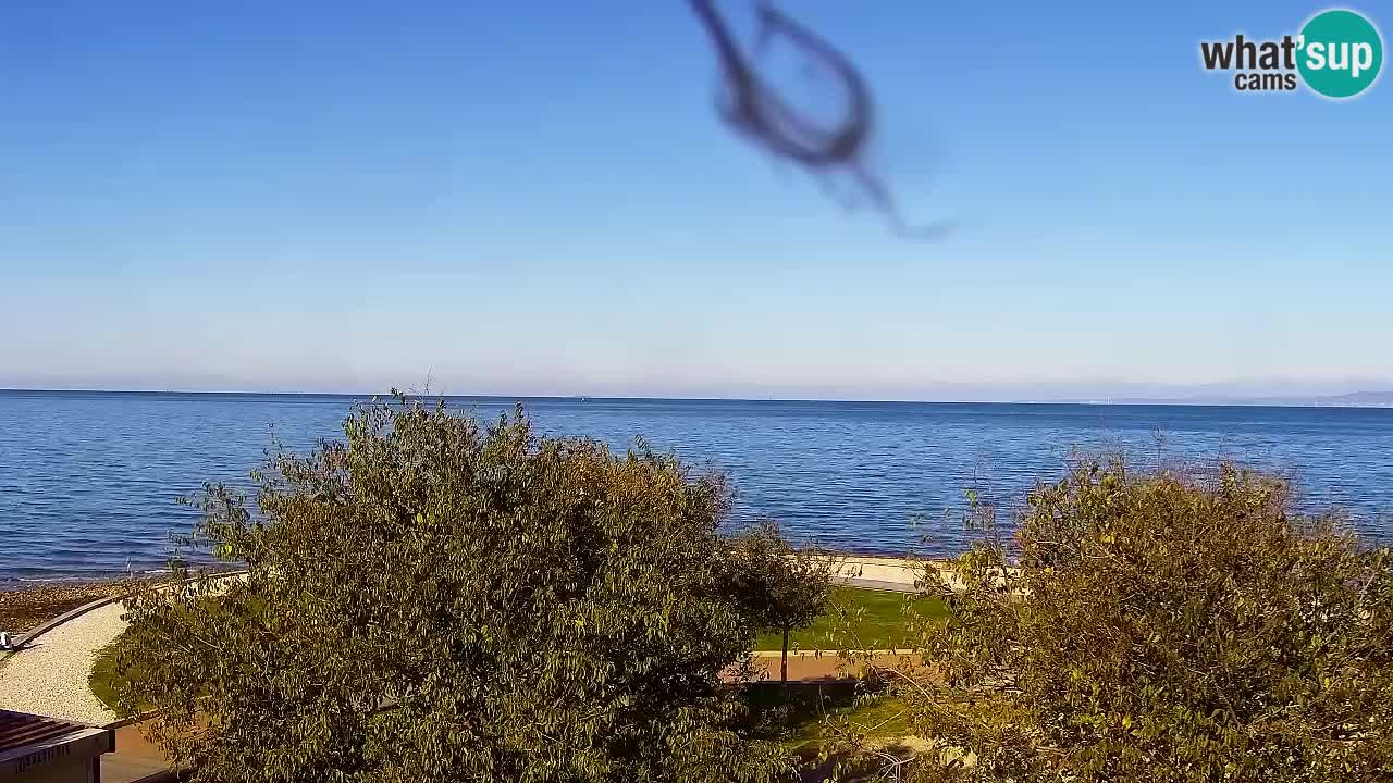 Isola – vista dal ristorante “Svetilnik – al Faro”