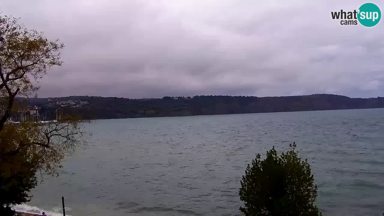 Isola – vista dal ristorante “Svetilnik – al Faro”