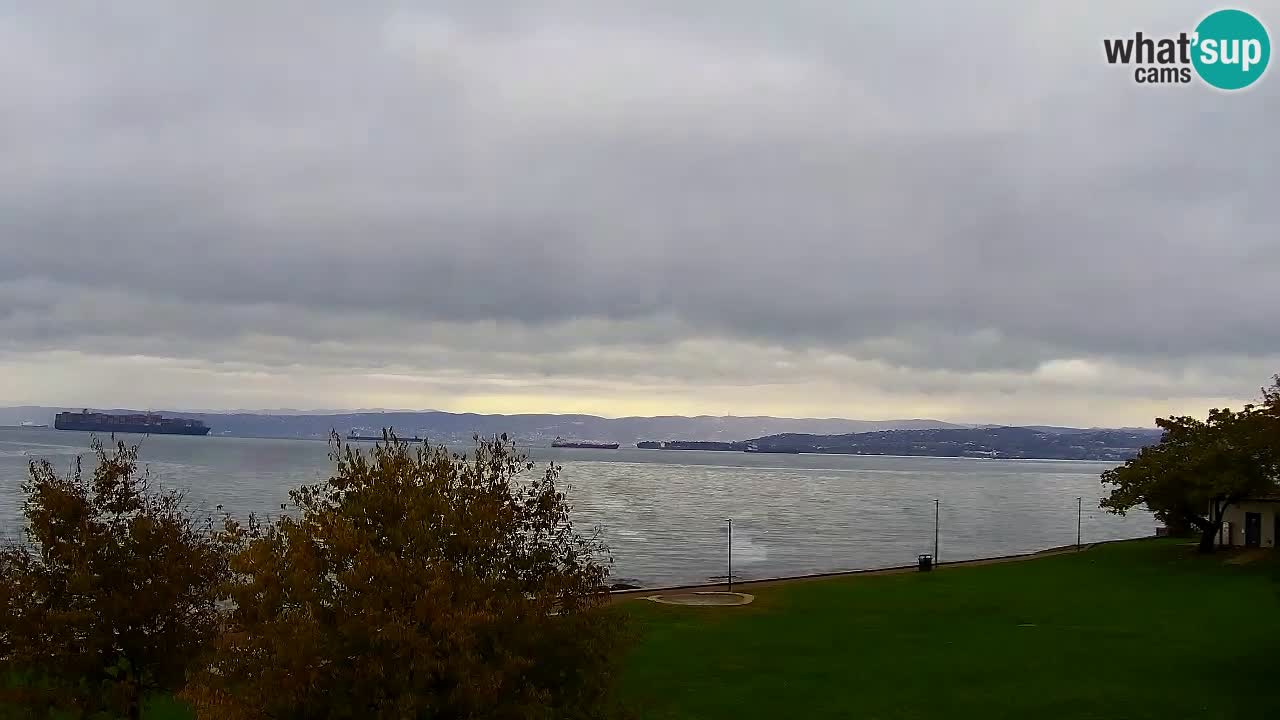 Isola – vista dal ristorante “Svetilnik – al Faro”