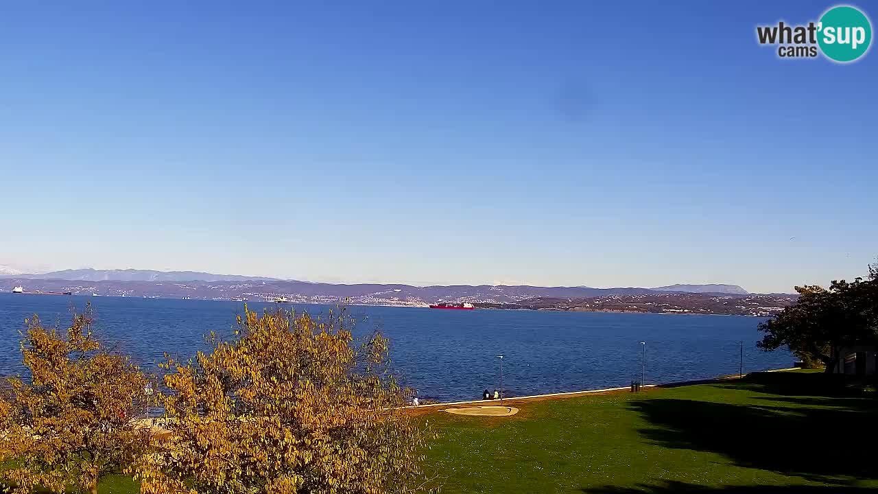 Isola – vista dal ristorante “Svetilnik – al Faro”