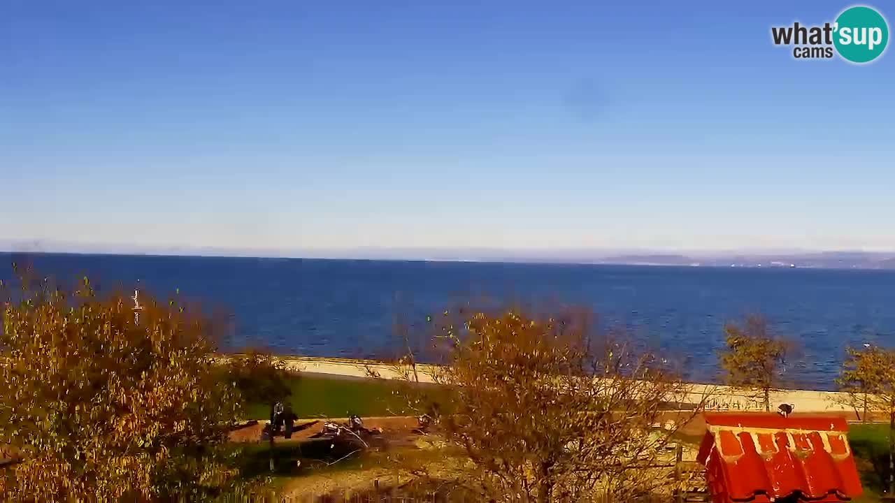 Isola – vista dal ristorante “Svetilnik – al Faro”