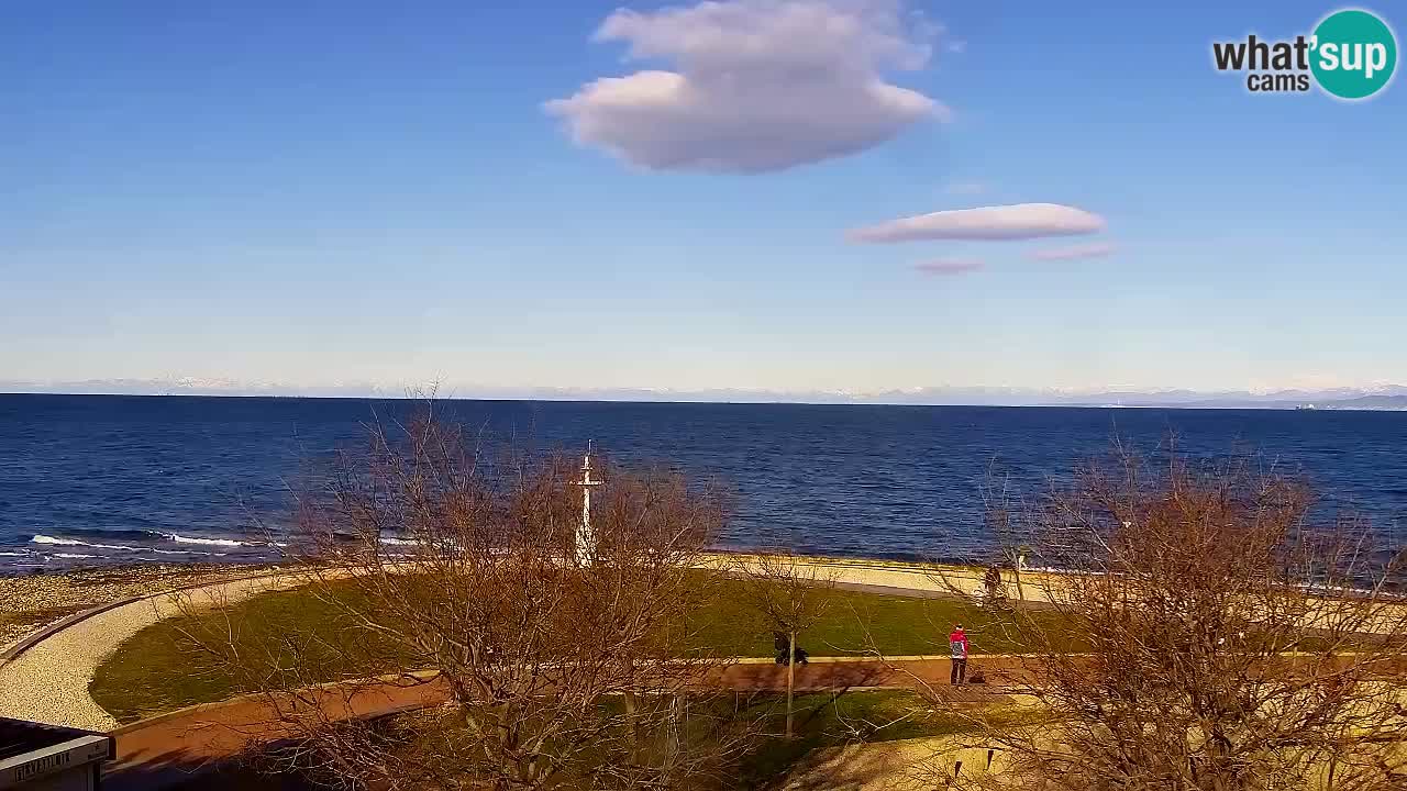 Isola – vista dal ristorante “Svetilnik – al Faro”