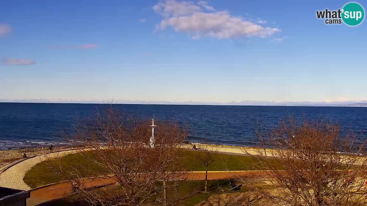 Isola – vista dal ristorante “Svetilnik – al Faro”