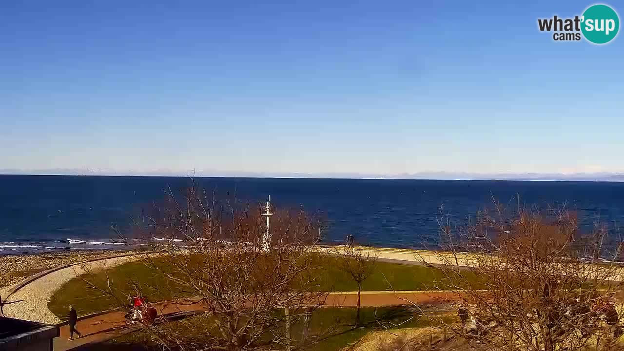 Isola – vista dal ristorante “Svetilnik – al Faro”