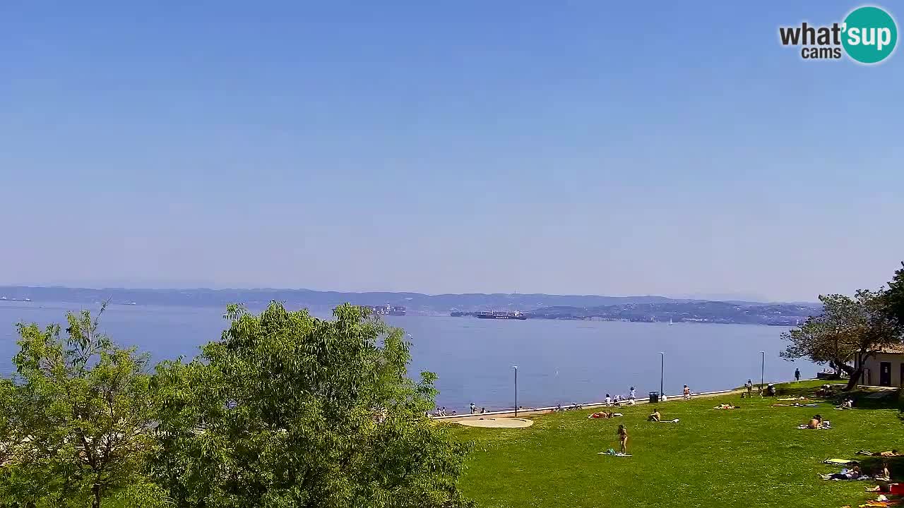 Isola – vista dal ristorante “Svetilnik – al Faro”
