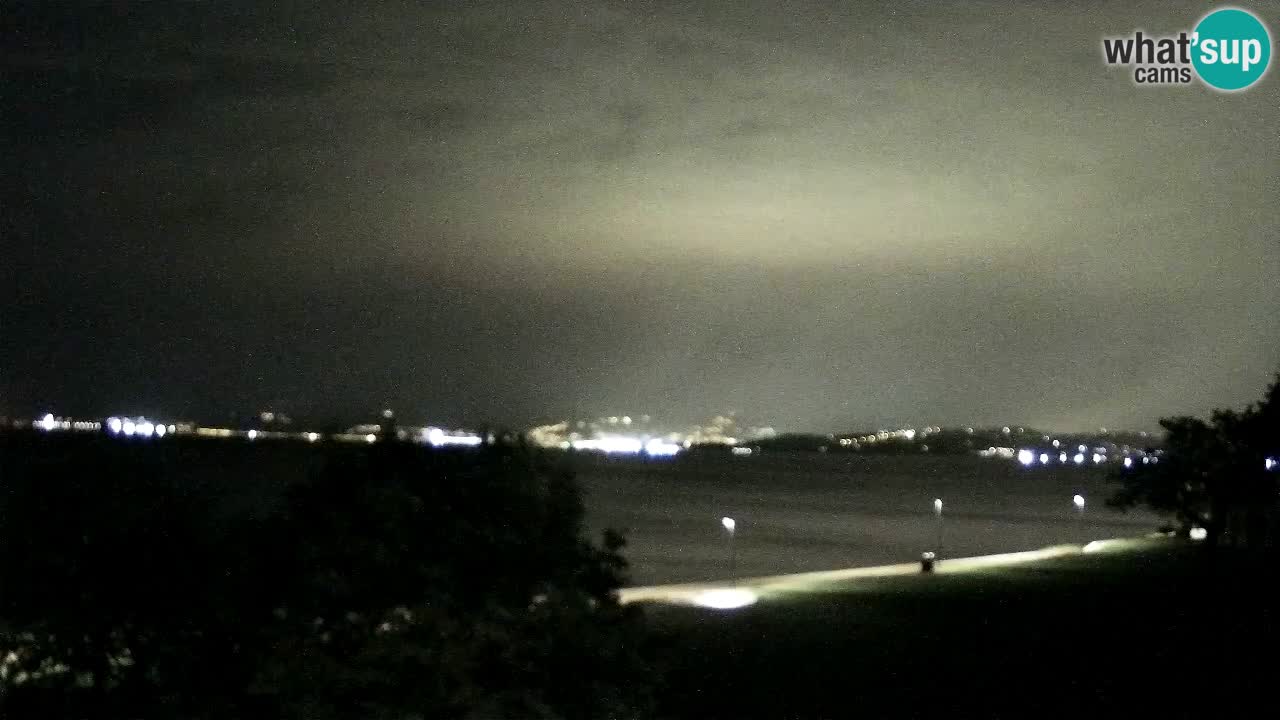 Isola – vista dal ristorante “Svetilnik – al Faro”