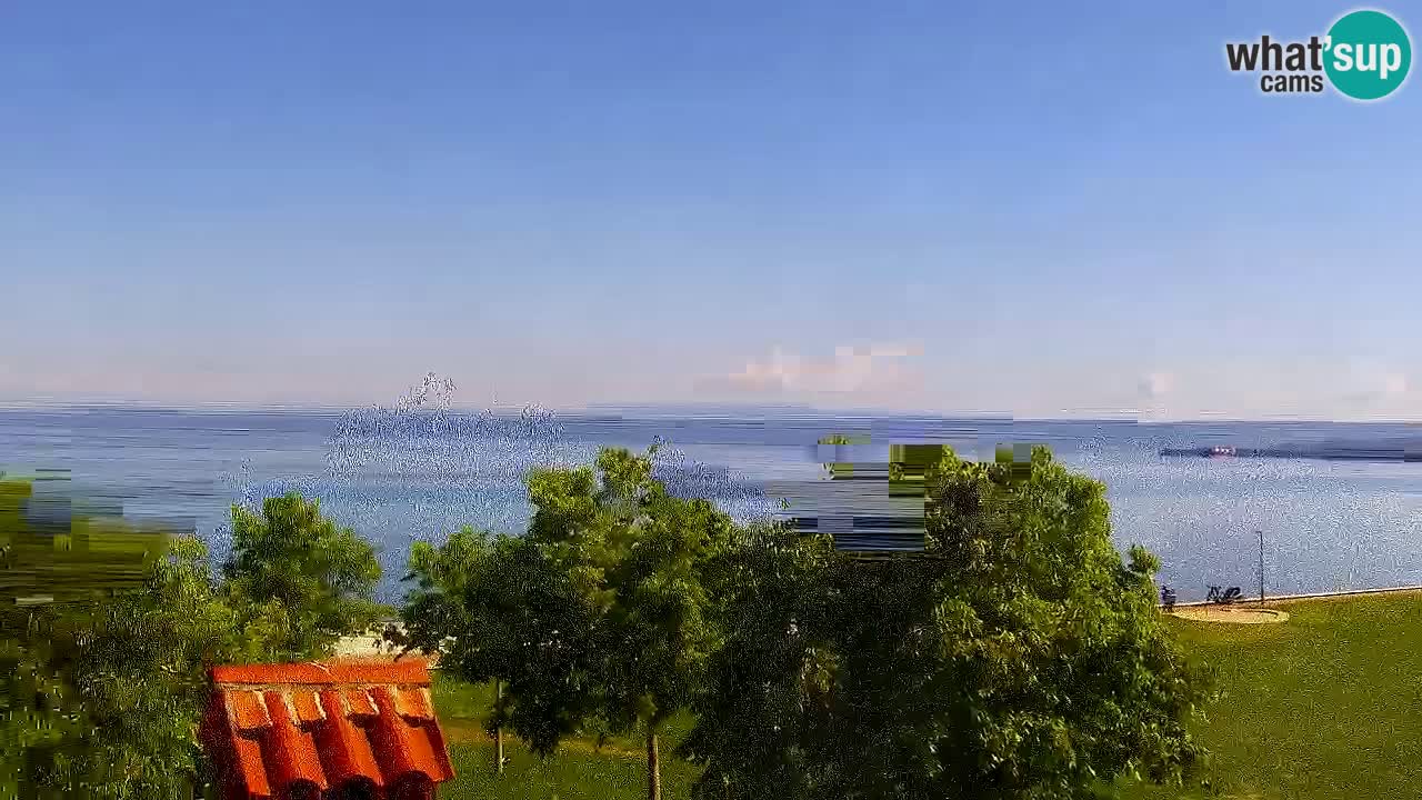 Isola – vista dal ristorante “Svetilnik – al Faro”