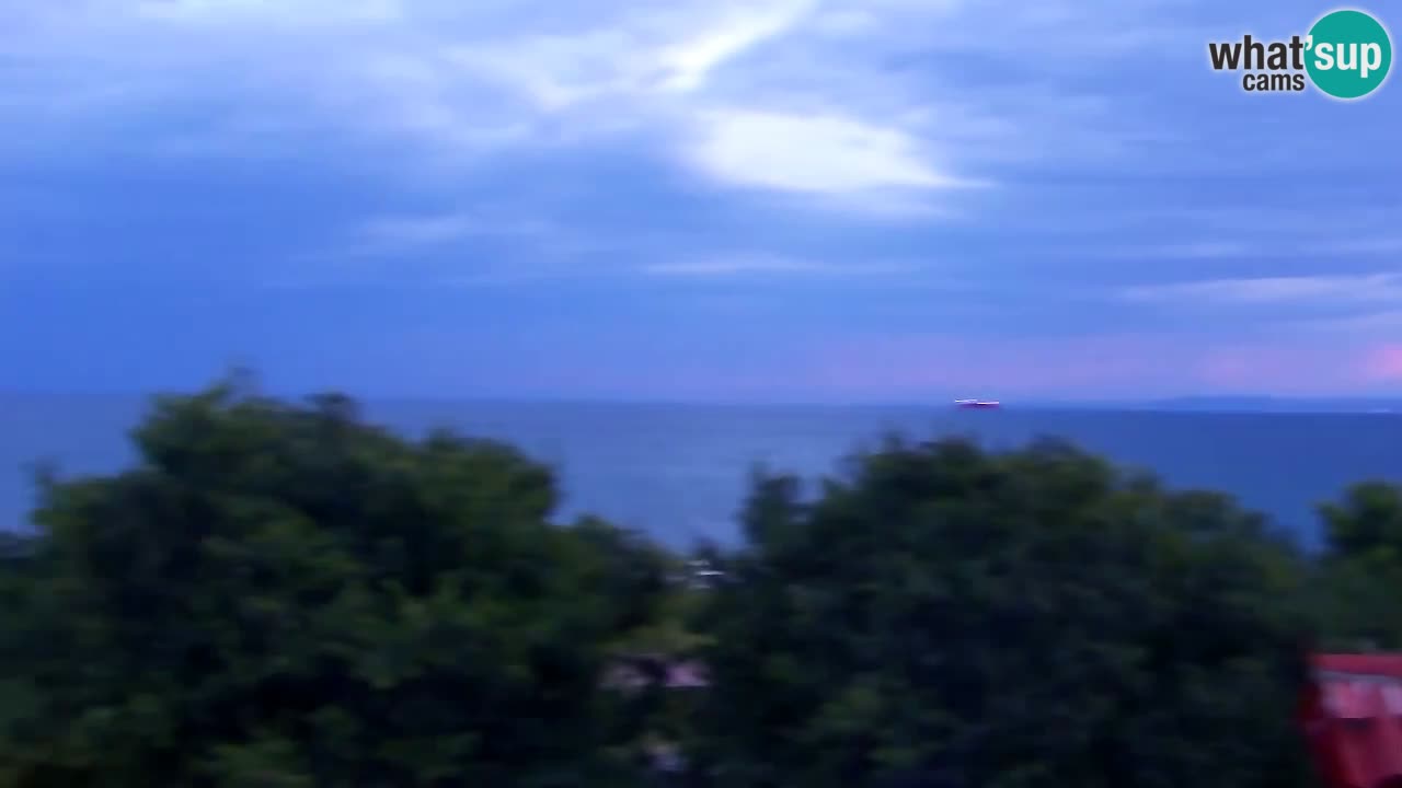 Isola – vista dal ristorante “Svetilnik – al Faro”