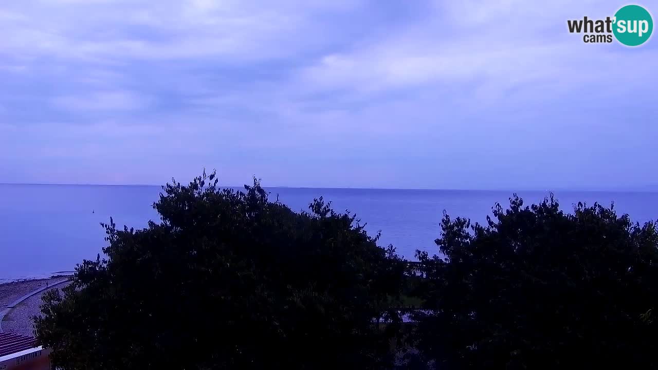 Webcam de Izola – Restaurante Svetilnik en el paseo marítimo