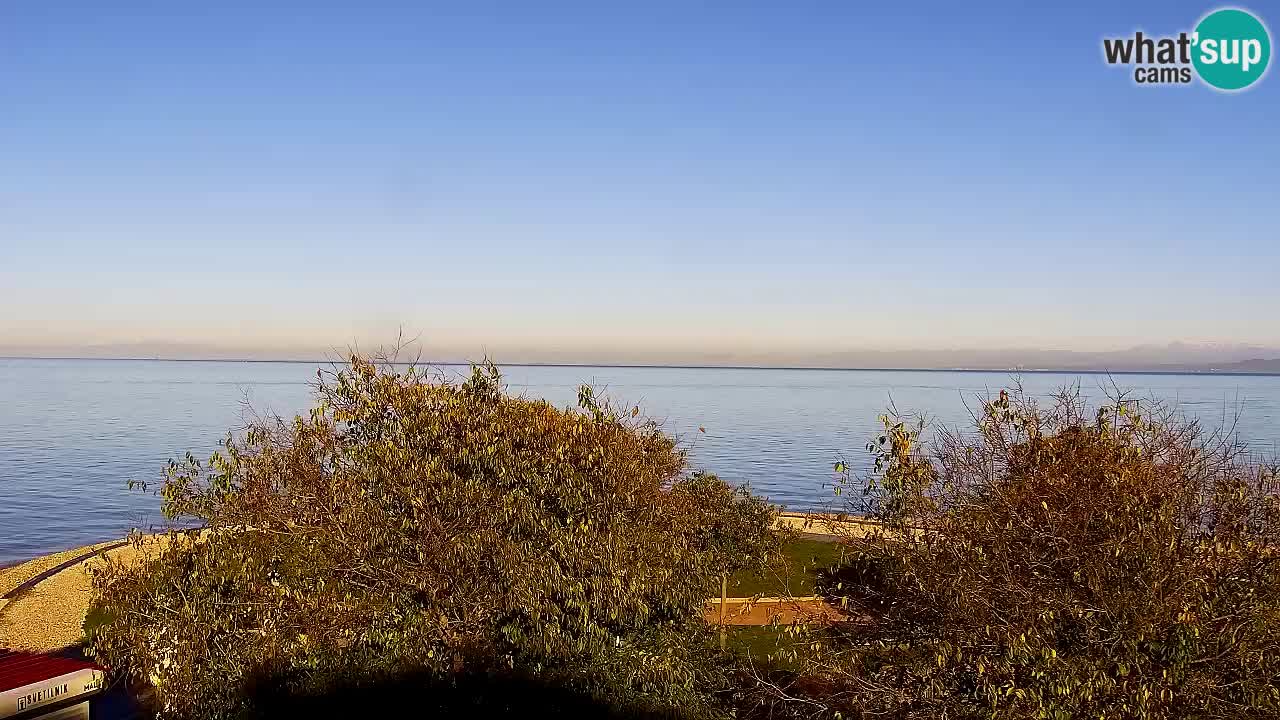 Webcam de Izola – Restaurante Svetilnik en el paseo marítimo
