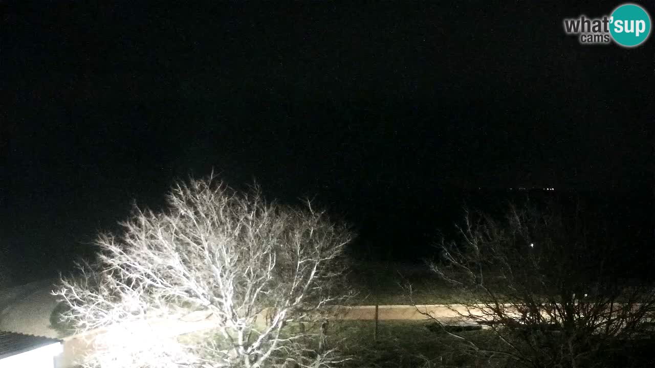 Izola spletna kamera – Restavracija Svetilnik ob morju