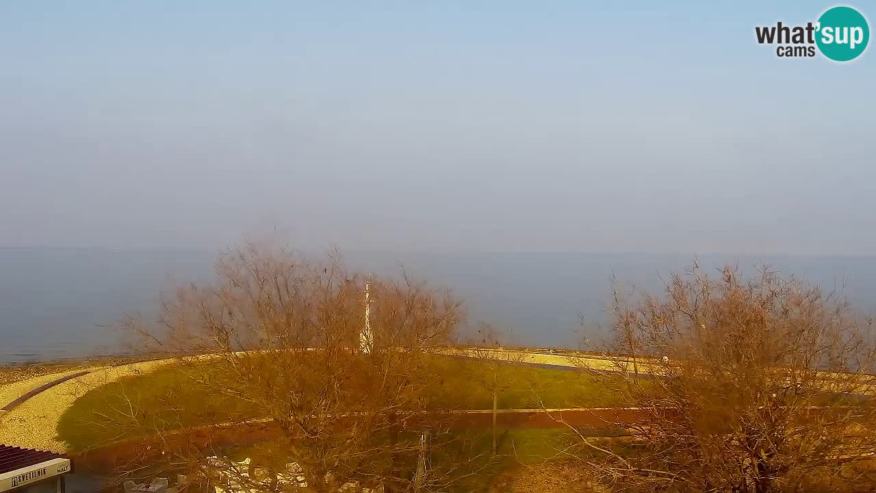 Izola Webcam – Restaurant Svetilnik an der Uferpromenade