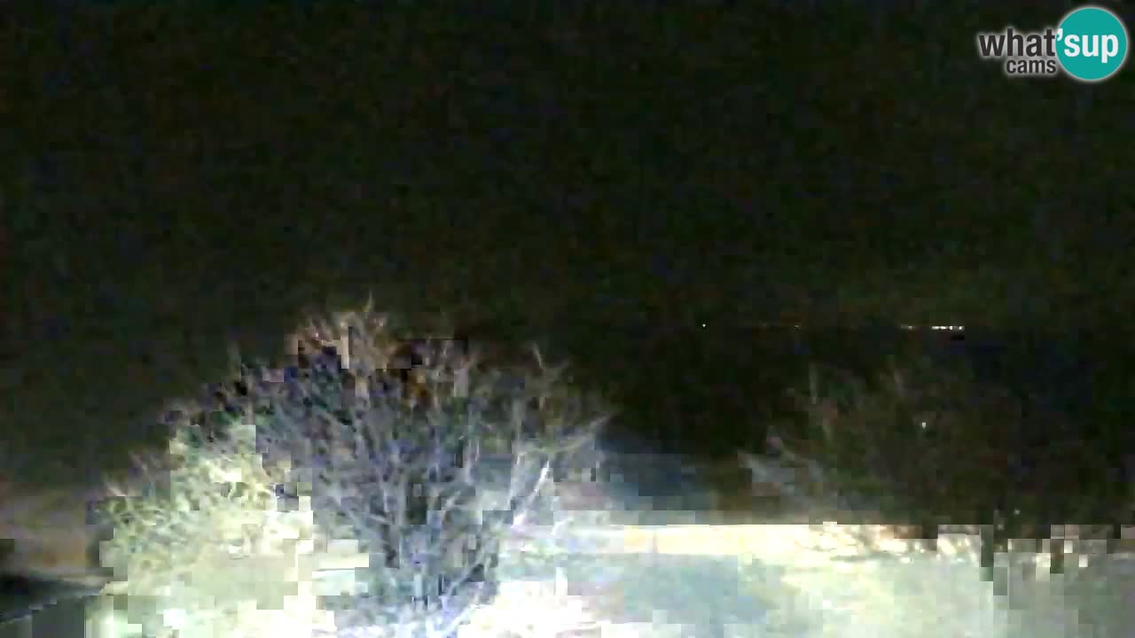 Web kamera Izola – Restoran Svetilnik na obalnoj šetnici