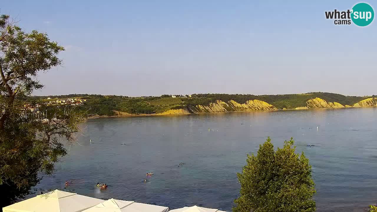 Izola spletna kamera – Restavracija Svetilnik ob morju