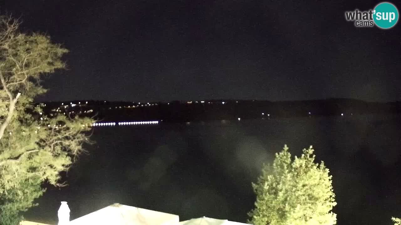Webcam de Izola – Restaurante Svetilnik en el paseo marítimo