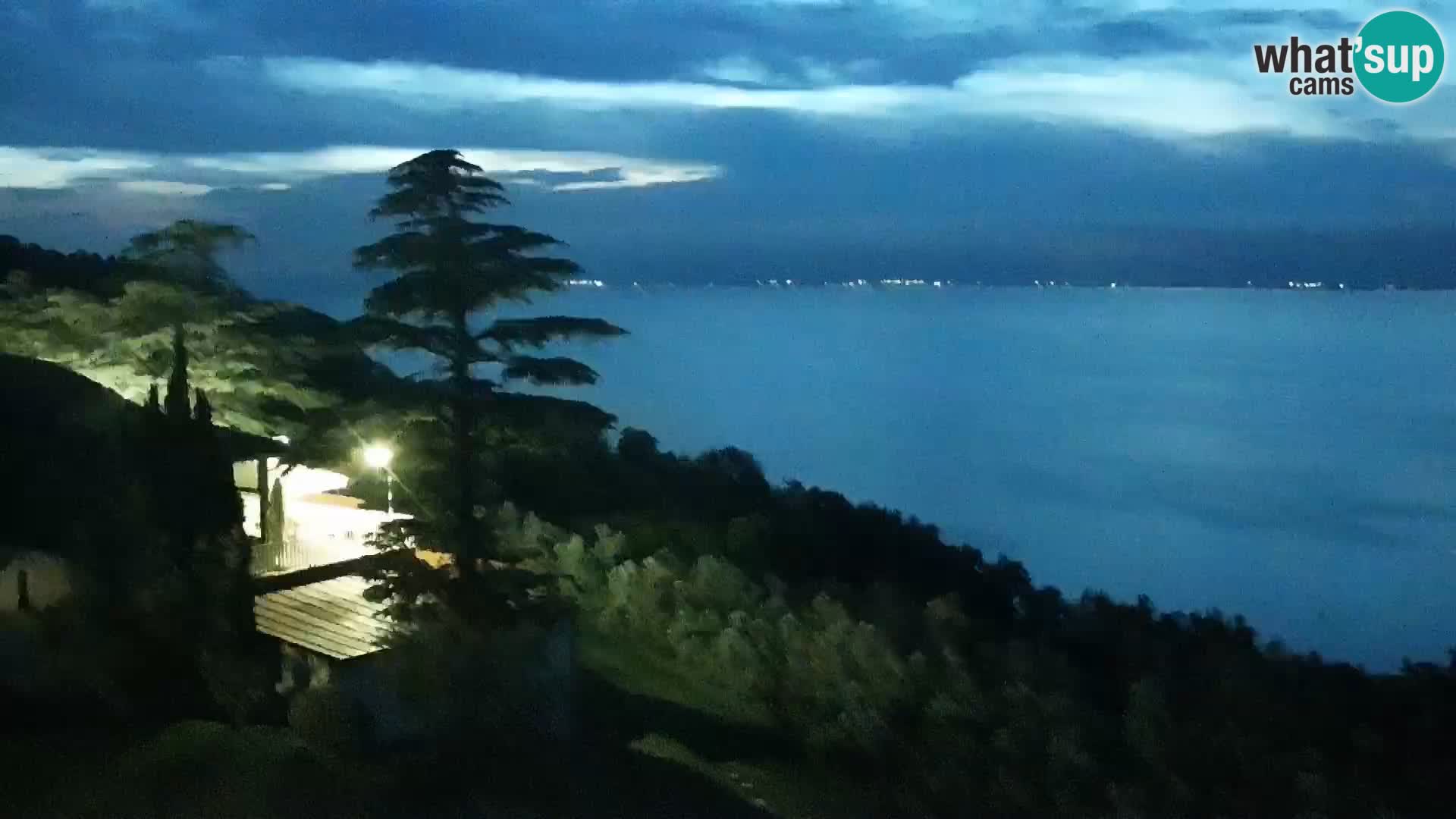 Web Kamera Izola – plaža San Simon