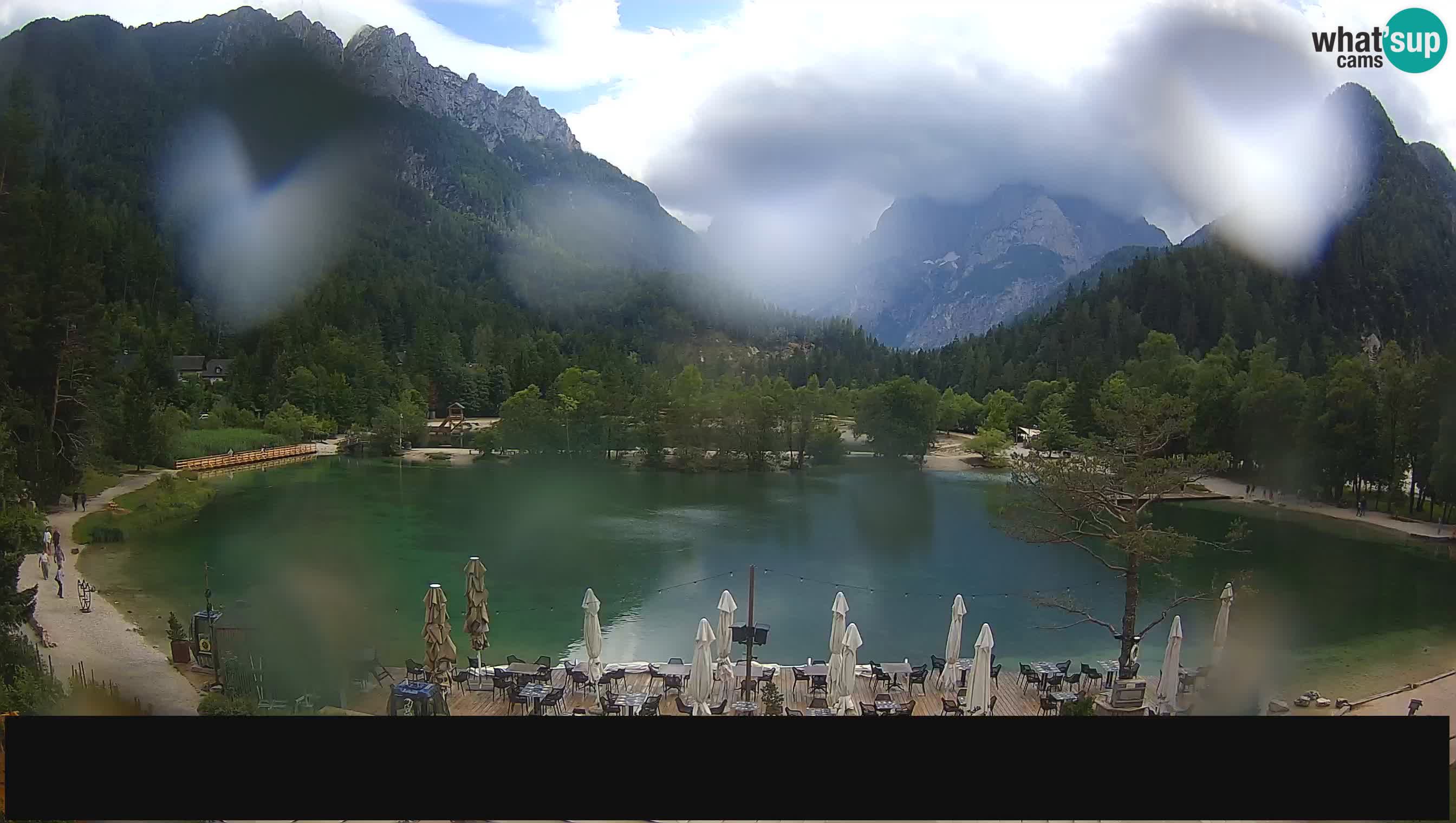 Spletna kamera v živo Jezero Jasna – Kranjska Gora