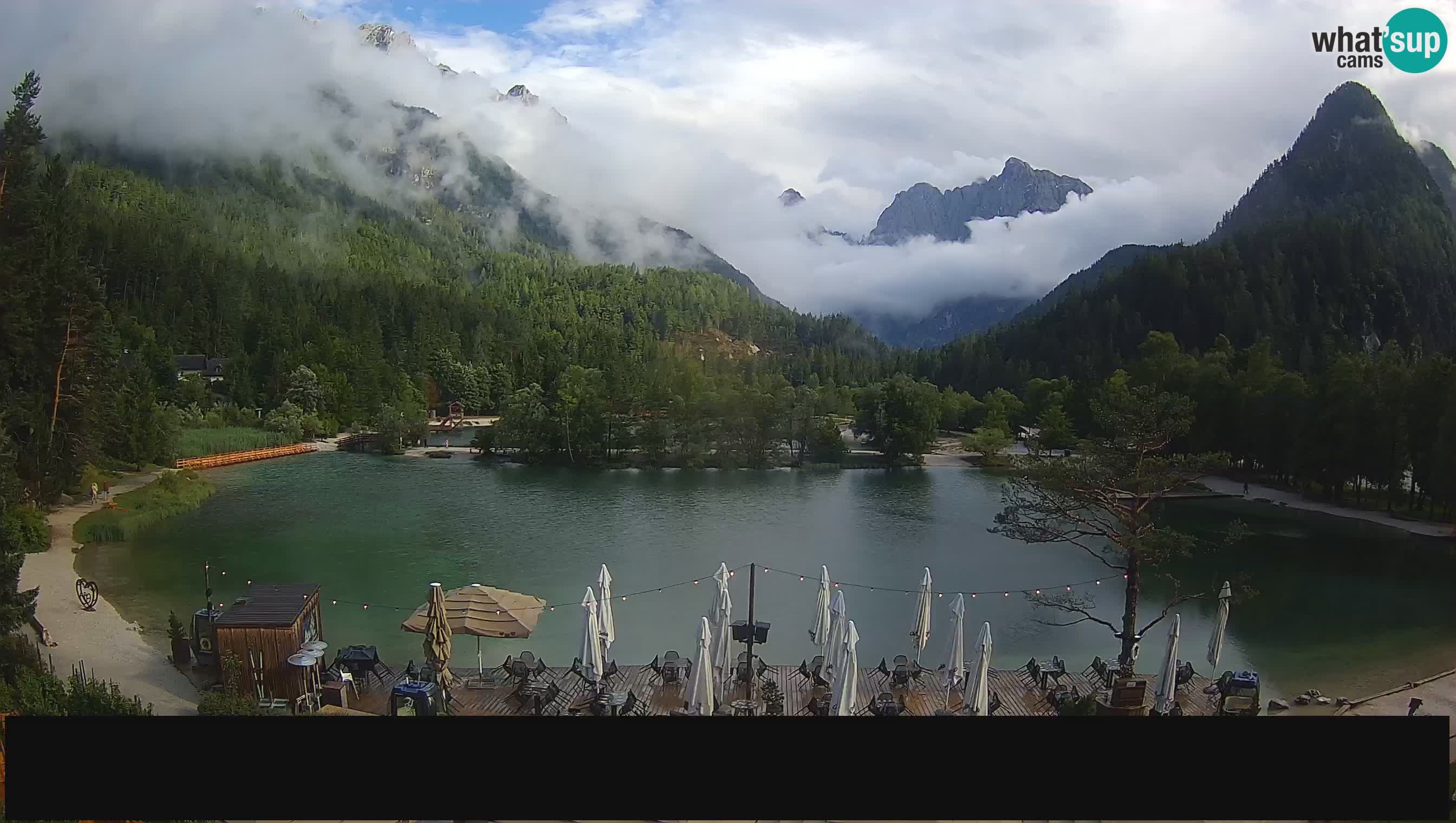 Spletna kamera v živo Jezero Jasna – Kranjska Gora