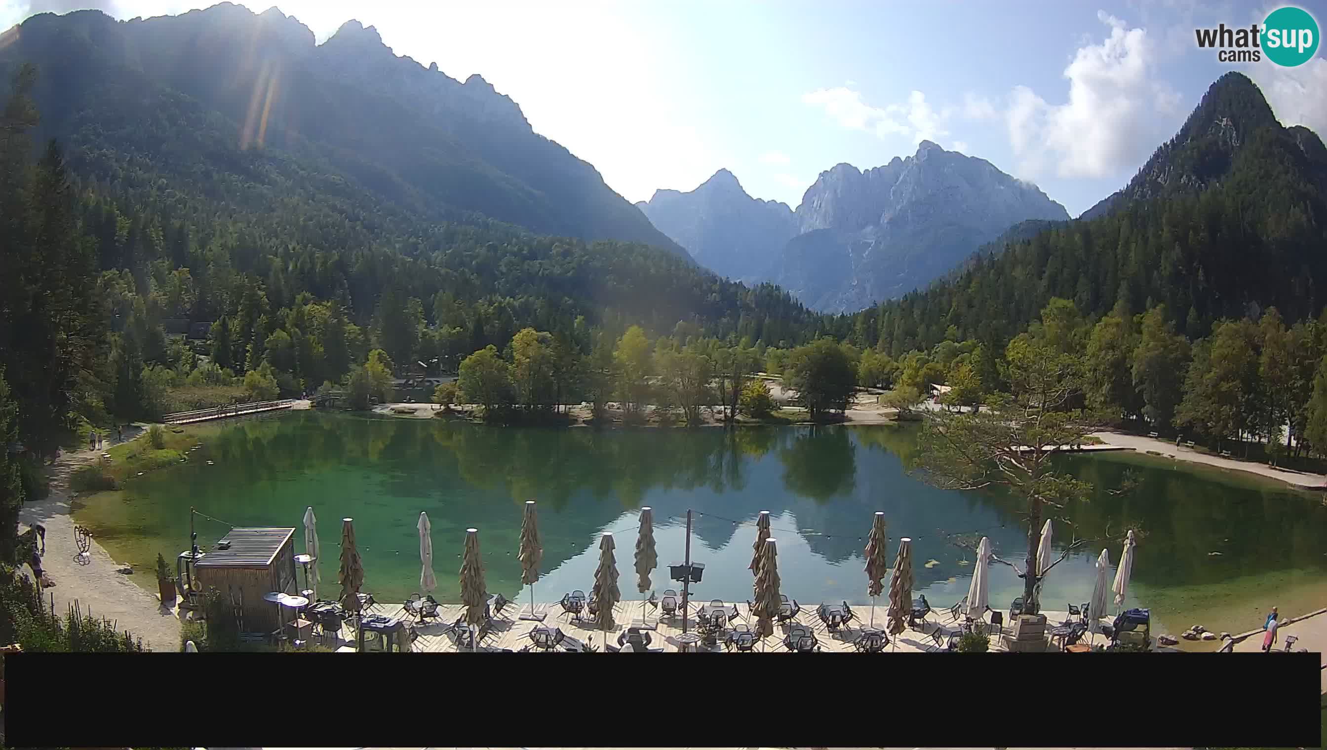 Spletna kamera v živo Jezero Jasna – Kranjska Gora